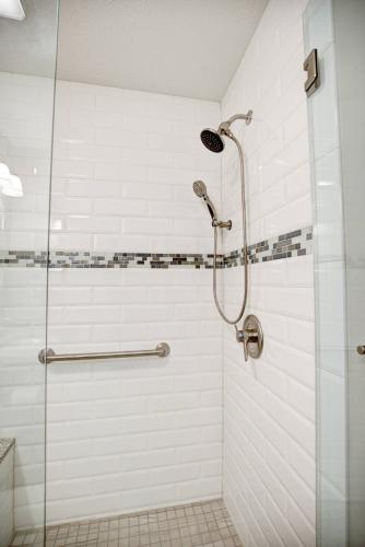 HELLMUELER_BATH_5